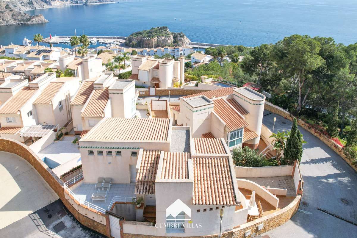 Exterior view of House or chalet for sale in Almuñécar  with Terrace, Storage room and Community pool
