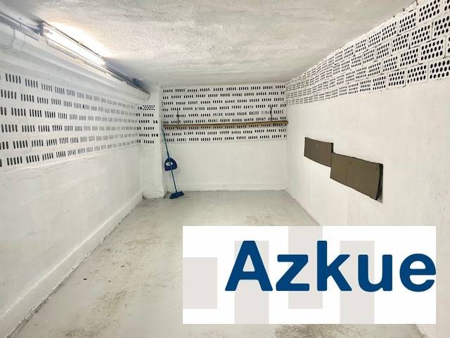 Garaje en Venta en Zumaia