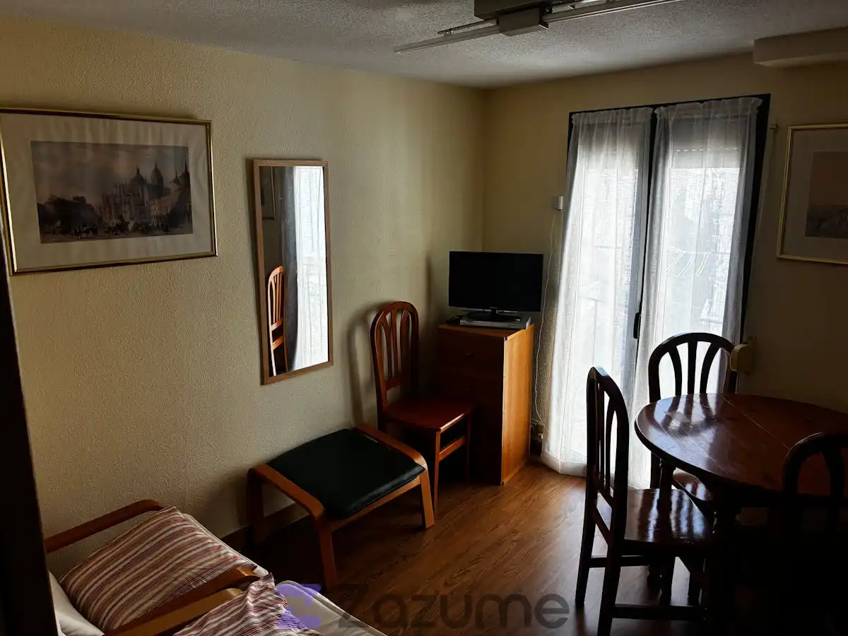Schlafzimmer von Wohnung zur Miete in Segovia mit Heizung, Parkett und Möbliert