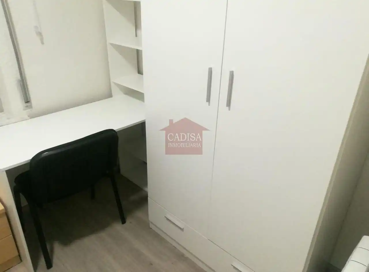 Habitación de Piso de alquiler en Salamanca con Calefacción, Parquet y Trastero