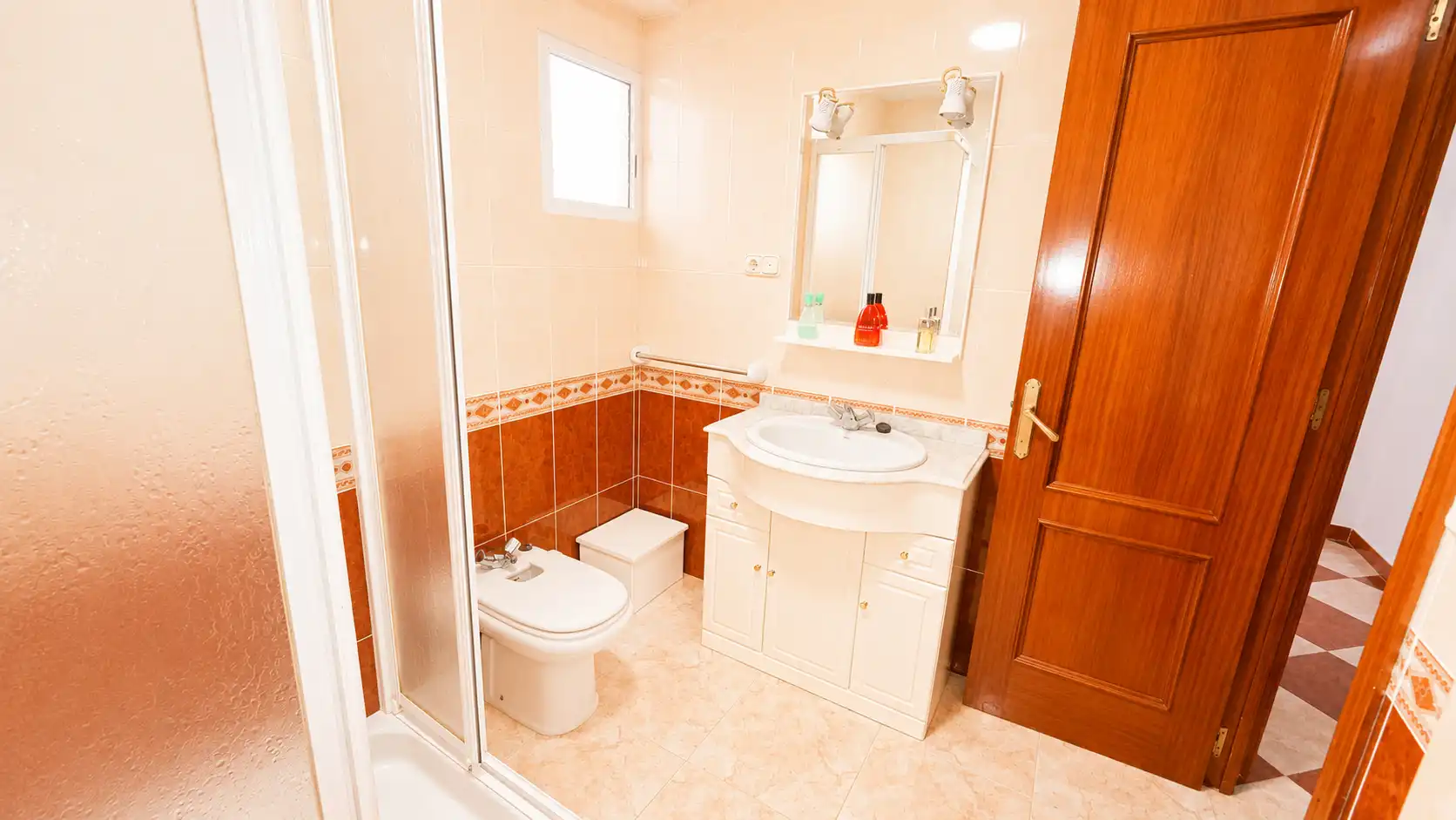Baño de Piso en venta en Málaga con Aire acondicionado, Terraza y Amueblado