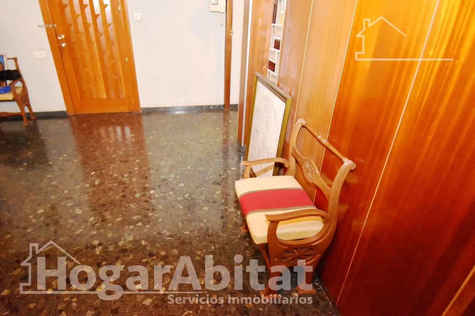 Wohnung zum Verkauf in Vila-real mit Terrasse, Möbliert und Balkon