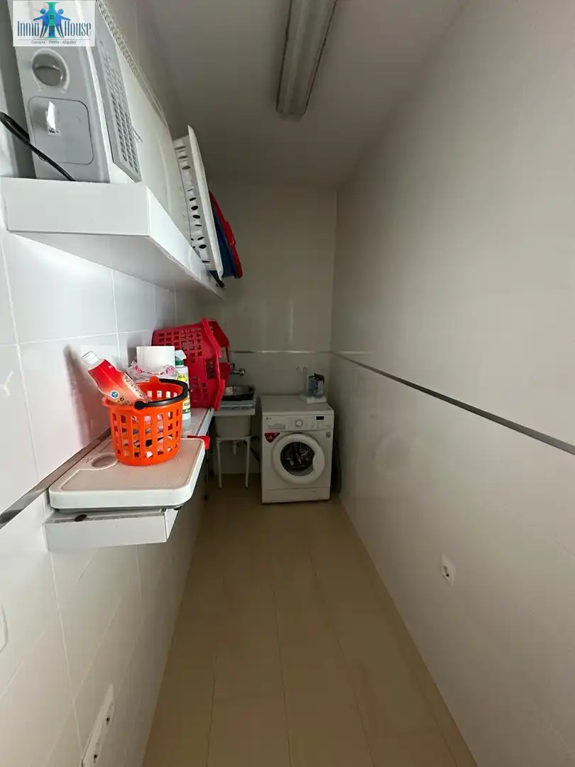 Cuina de Casa o xalet en venda en Albacete amb Aire condicionat, Jardí privat i Parquet
