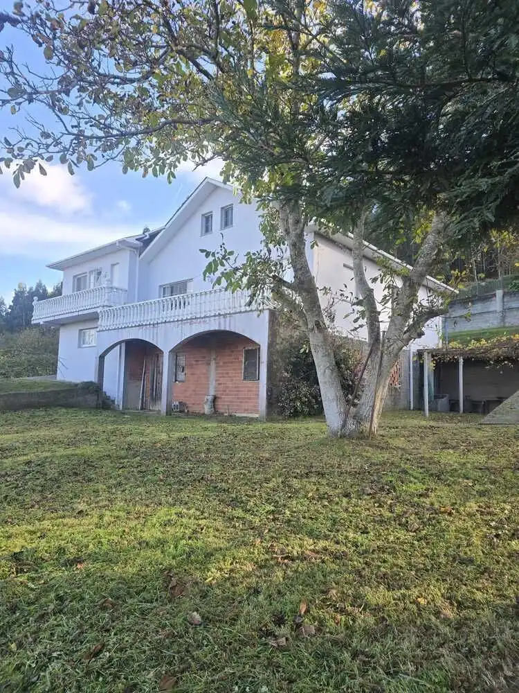 Casa con jardín en venta en Valdoviño, imagen 3