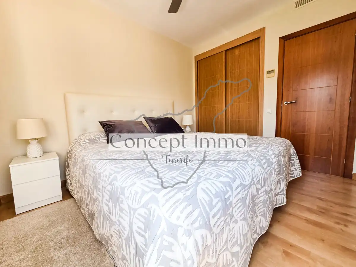 Detached homes for sale in Calle Tajore, Playa de Fañabé