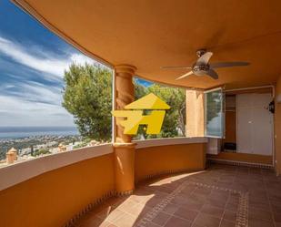 Vista exterior de Pis de lloguer en Mijas amb Aire condicionat, Jardí privat i Piscina