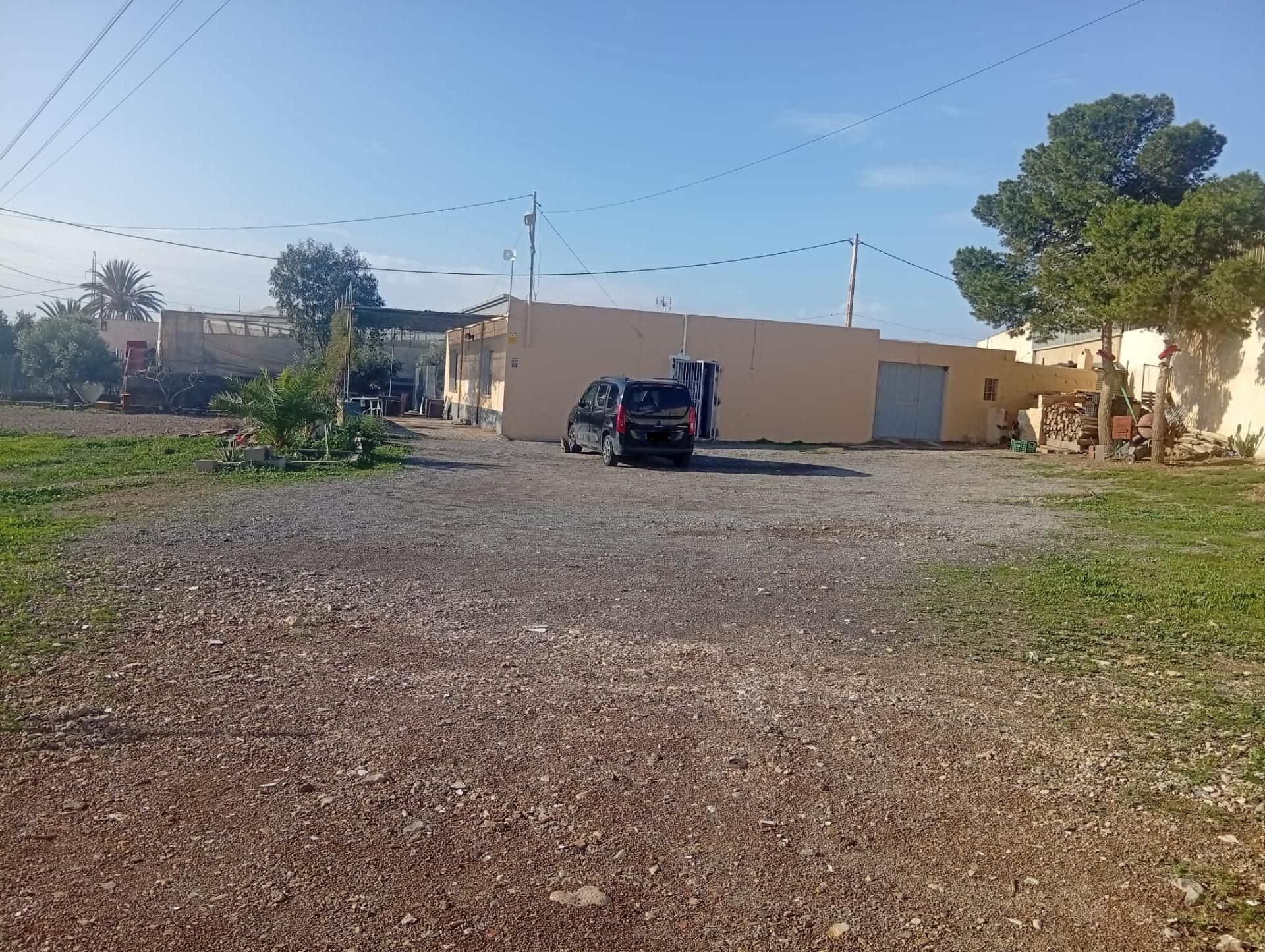 Finca rústica en venda en Vícar amb Jardí privat