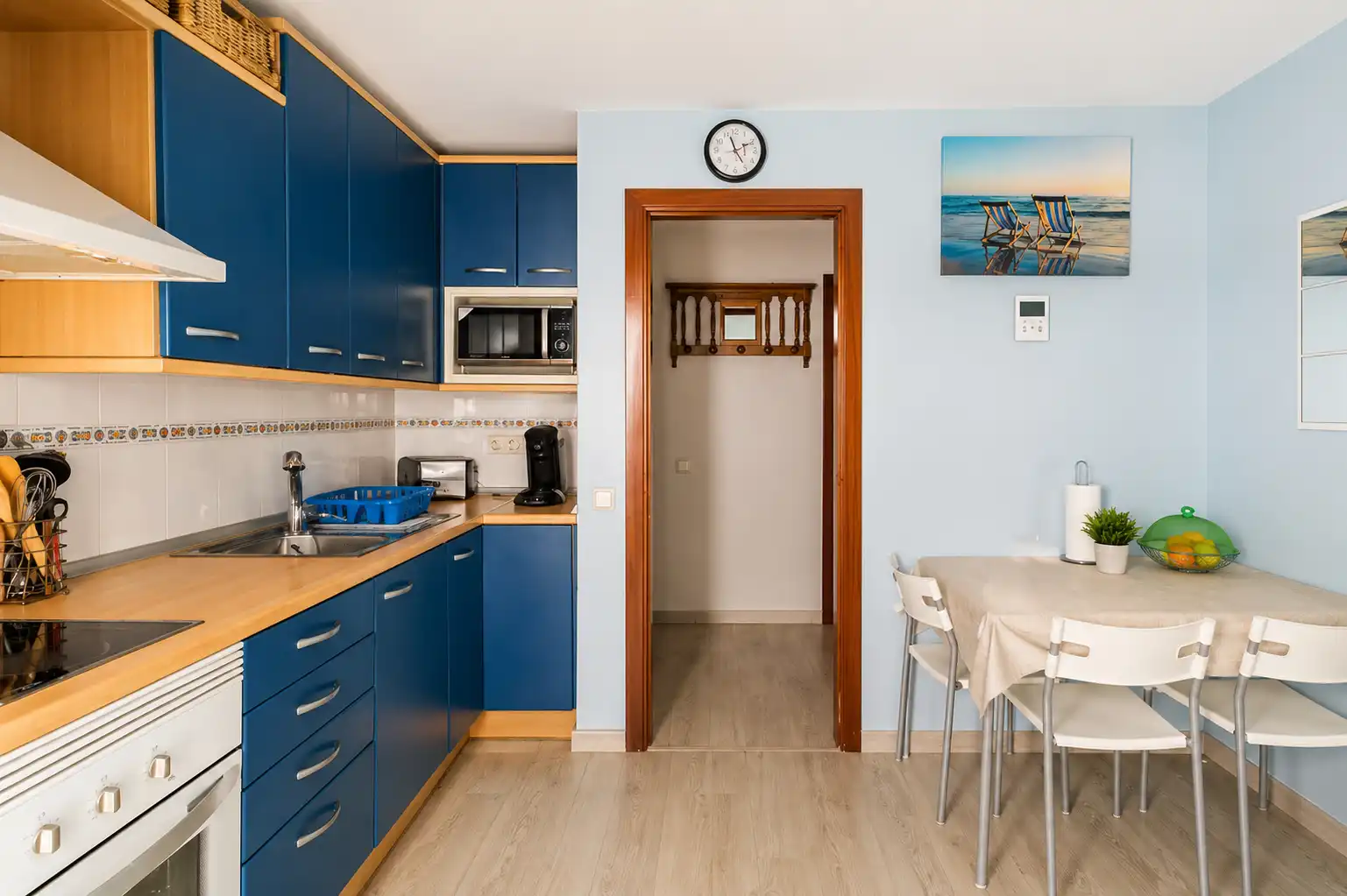 Küche von Wohnung zur untervermieten in Las Palmas de Gran Canaria mit Möbliert, Ofen und Waschmaschine