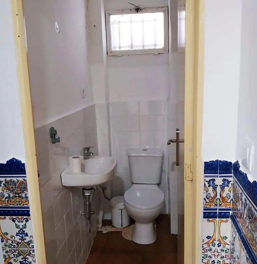 Bany de Pis en venda en Carmona
