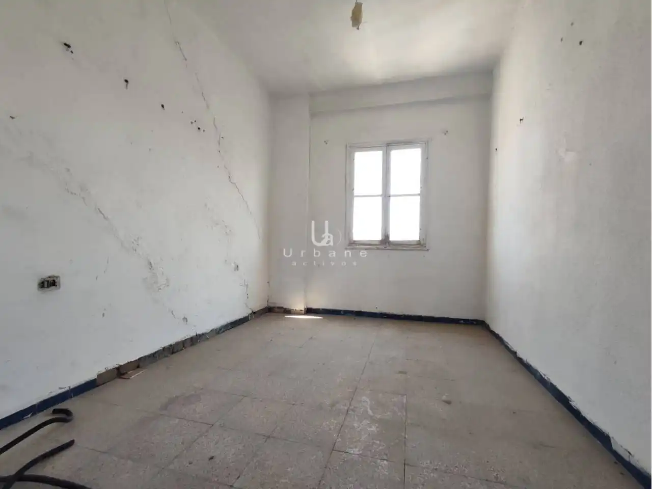 Habitación de Edificio en venta en Murcia