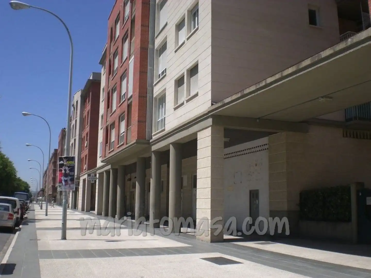 Außenansicht von Geschaftsraum zum Verkauf in Vitoria - Gasteiz