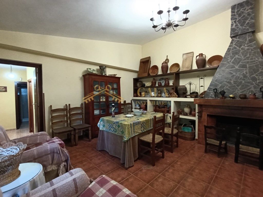 Cuina de Finca rústica en venda en Cáceres Capital amb Aire condicionat i Terrassa