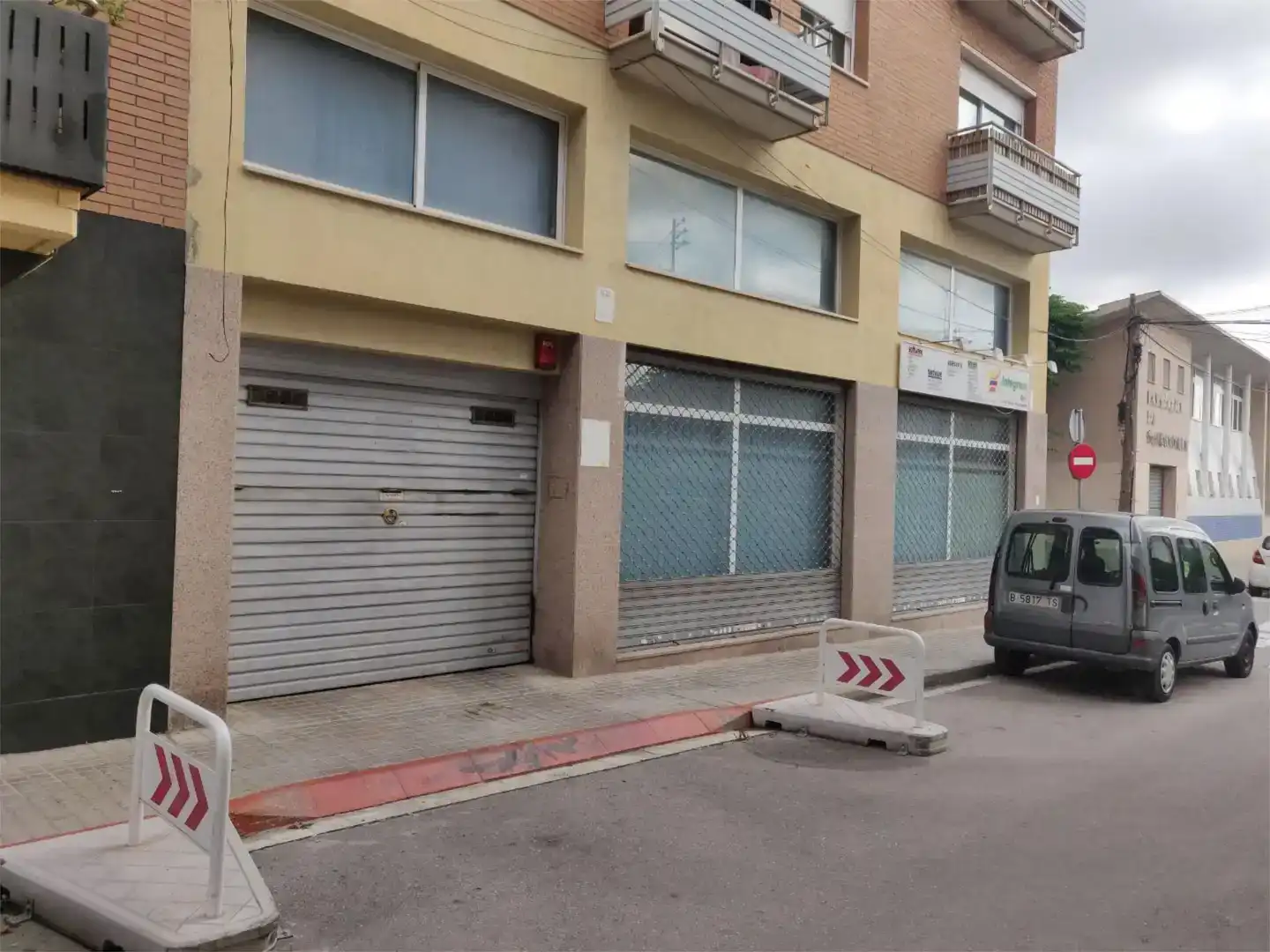 Local de alquiler en Premià de Mar con Aire acondicionado, Parquet y Amueblado