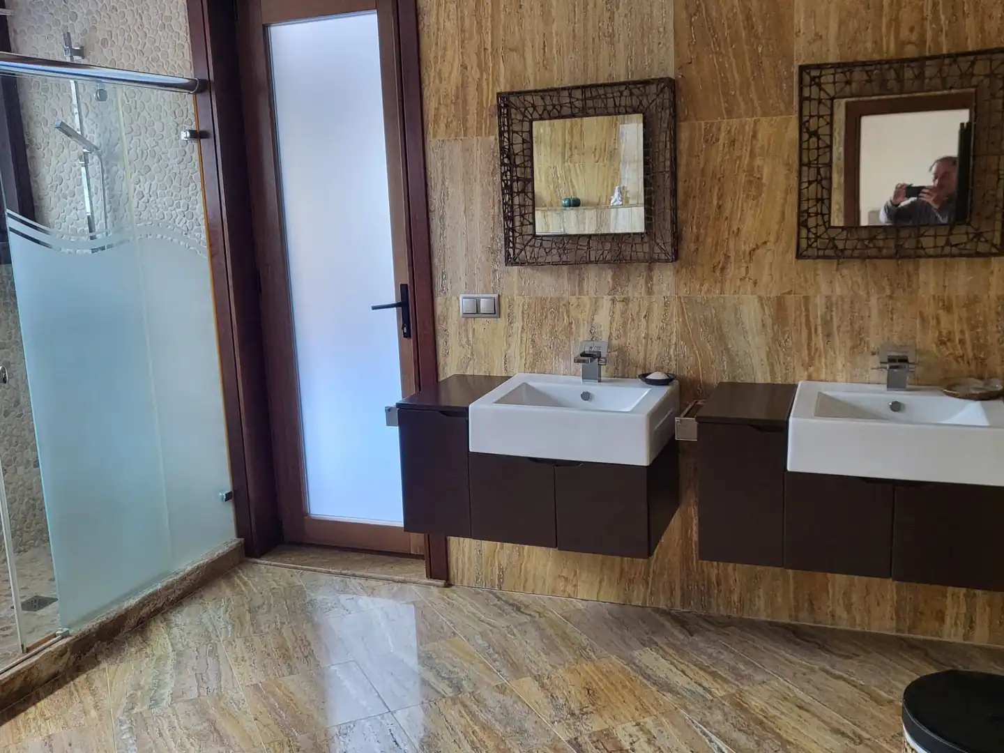 Bany de Casa o xalet en venda en Nigrán amb Aire condicionat, Calefacció i Jardí privat