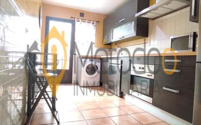 Kitchen of Single-family semi-detached for sale in Alcalá de Guadaira  with Air Conditioner, Balcony and Alarm