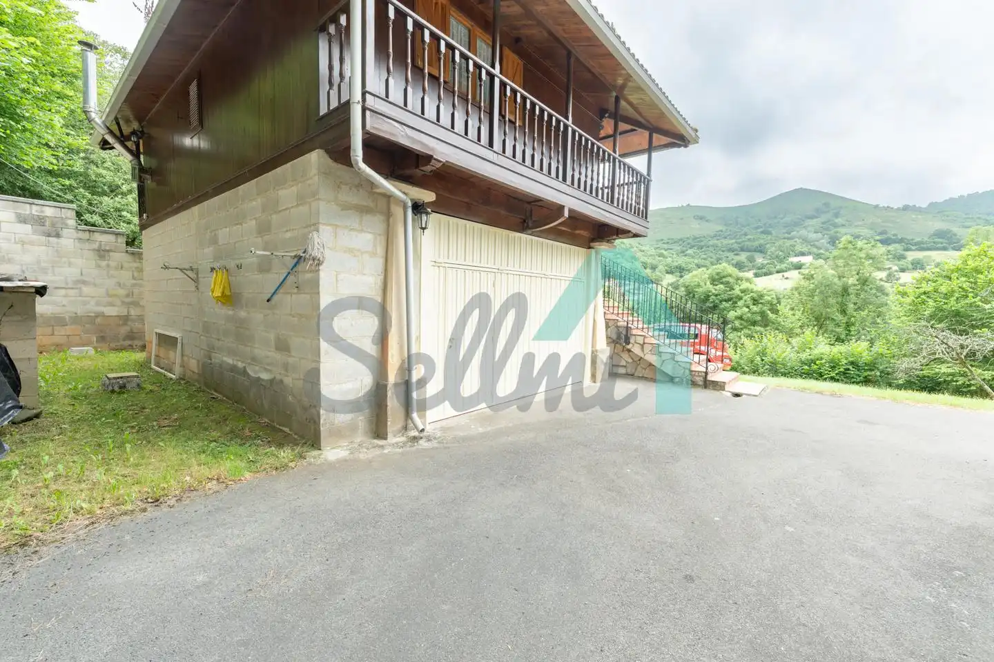 Casa con jardín en venta en Ballongo, imagen 4