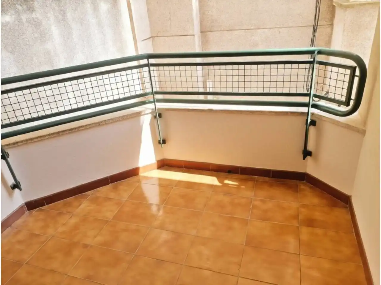 Terraza de Piso en venta en Girona con Balcón