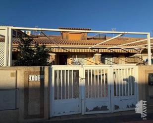 Exterior view of Single-family semi-detached for sale in Los Alcázares  with Terrace