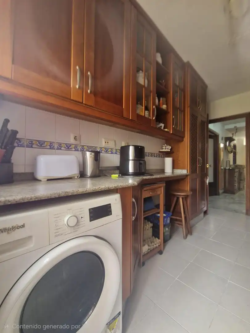 Cuina de Casa adosada en venda en Puerto Real amb Aire condicionat, Jardí privat i Traster