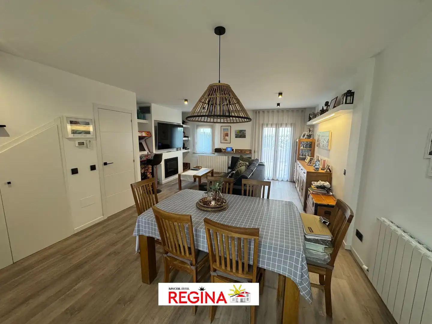 Comedor de Casa o chalet en venta en Bellcaire d'Empordà con Aire acondicionado, Calefacción y Terraza