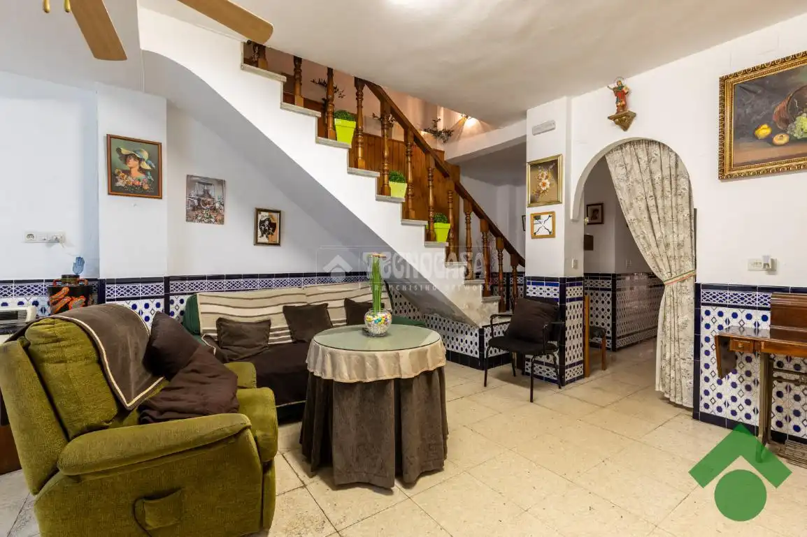 Casa adosada en venta en Pinos Puente con Terraza
