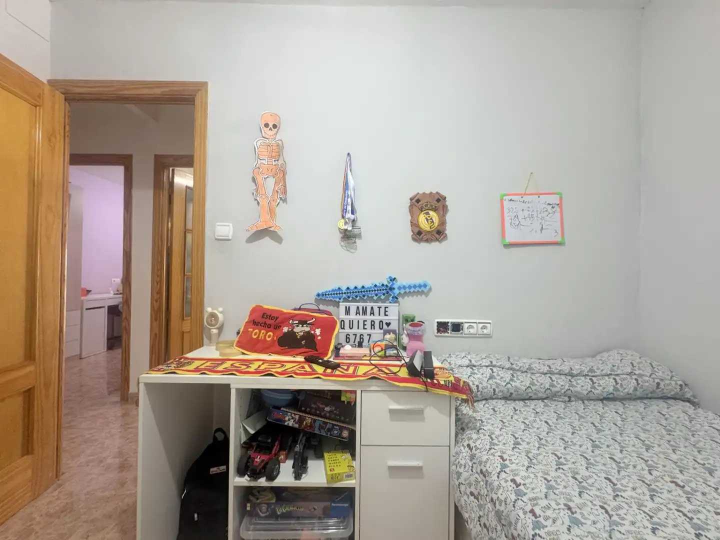 Schlafzimmer von Wohnung zum Verkauf in Candeleda mit Klimaanlage und Heizung