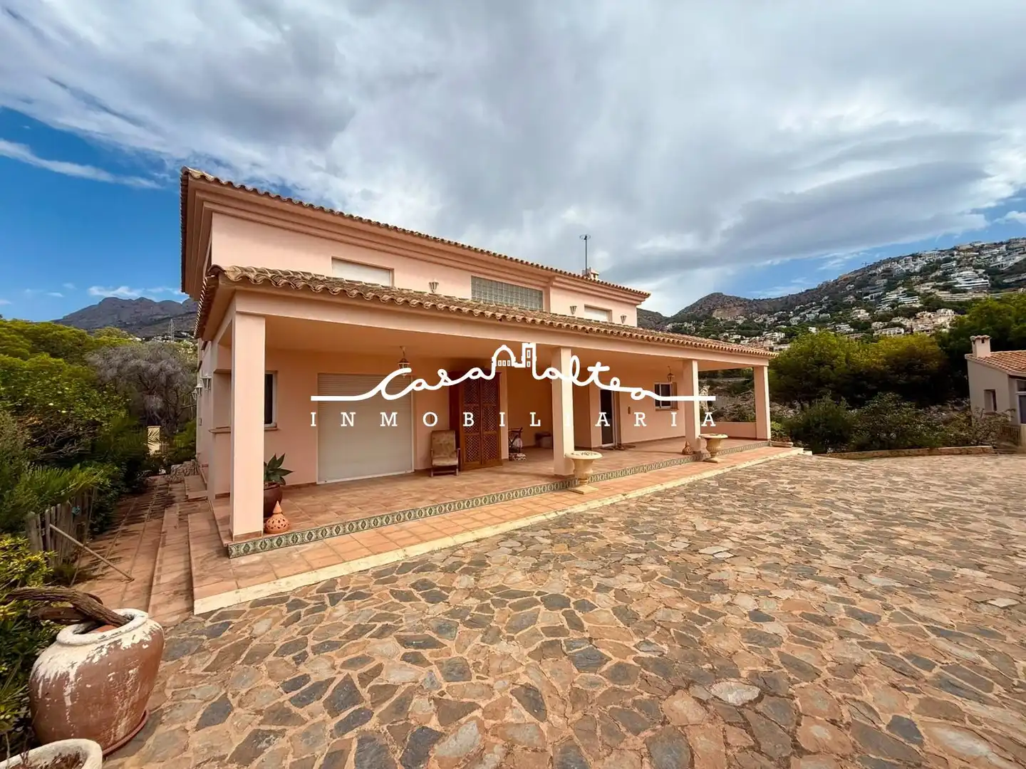 Vista exterior de Casa o chalet de alquiler en Altea con Calefacción, Jardín privado y Terraza