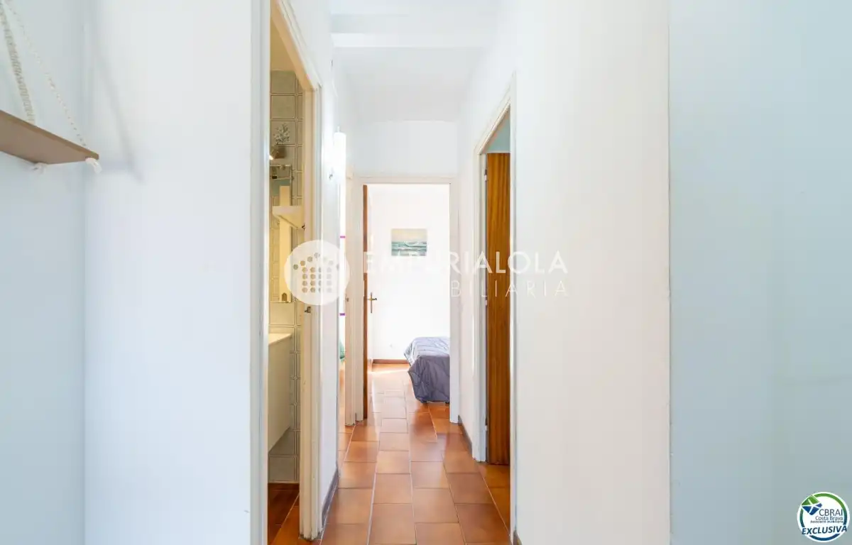 Apartament en venda en Empuriabrava amb Aire condicionat, Piscina i Moblat