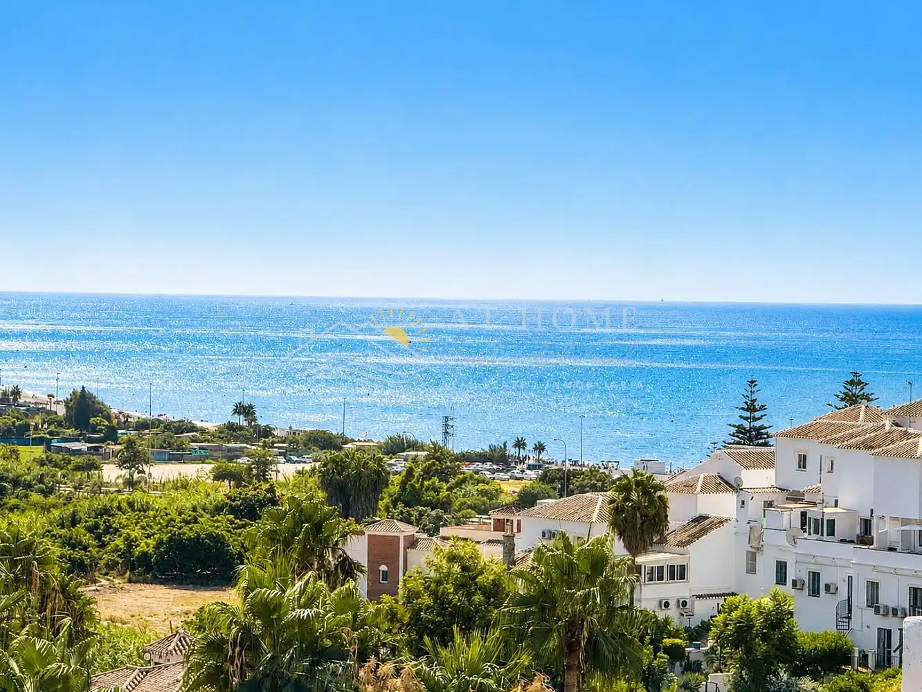 Vista exterior de Casa o xalet de lloguer en Nerja amb Terrassa, Piscina i Forn