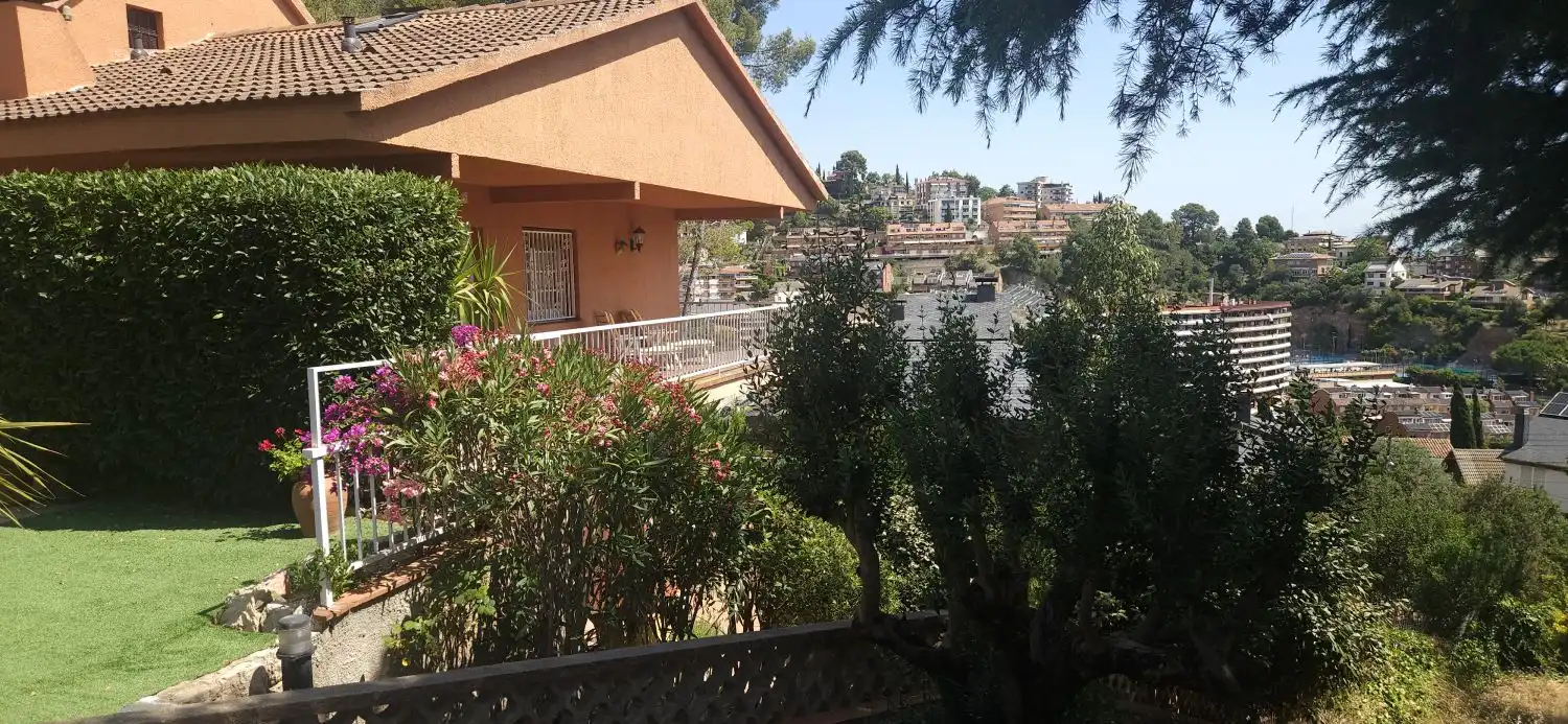 Terraza de Casa o chalet en venta en Corbera de Llobregat con Aire acondicionado, Calefacción y Terraza