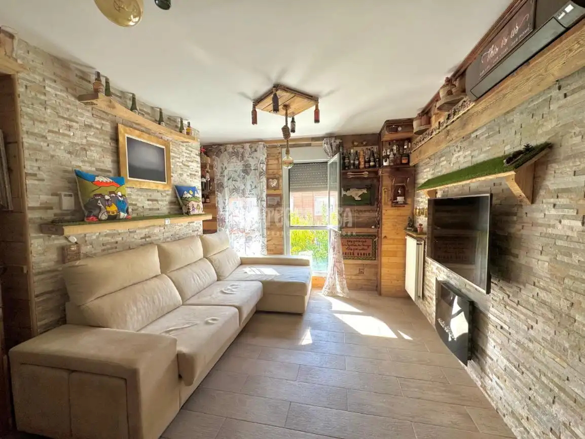 Living room of Flat for sale in San Martín de la Vega  with Heating, Terrace and Storage room