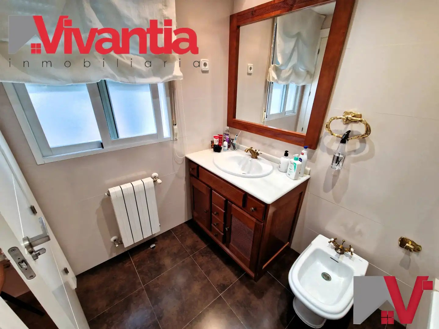 Bathroom of Flat for sale in Lorca  with Air Conditioner, Heating and Furnished