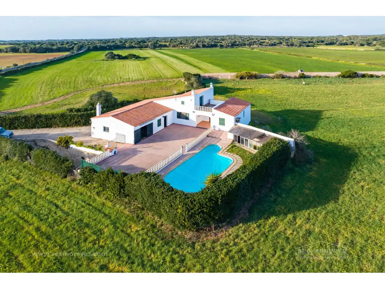 Casa rústica con piscina en venta en Ciutadella