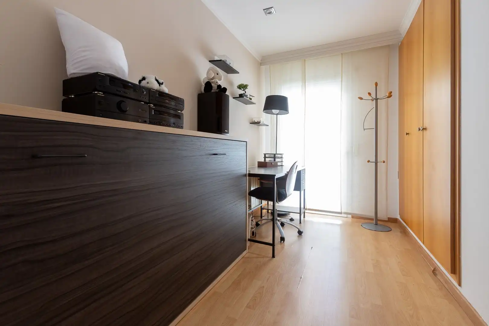 Schlafzimmer von Einfamilien-Reihenhaus zum Verkauf in Roses mit Klimaanlage, Heizung und Terrasse