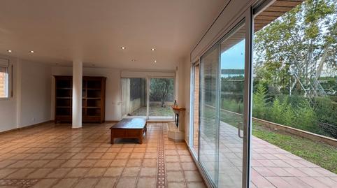 Foto 3 de Casa adosada de alquiler en Begues, Barcelona