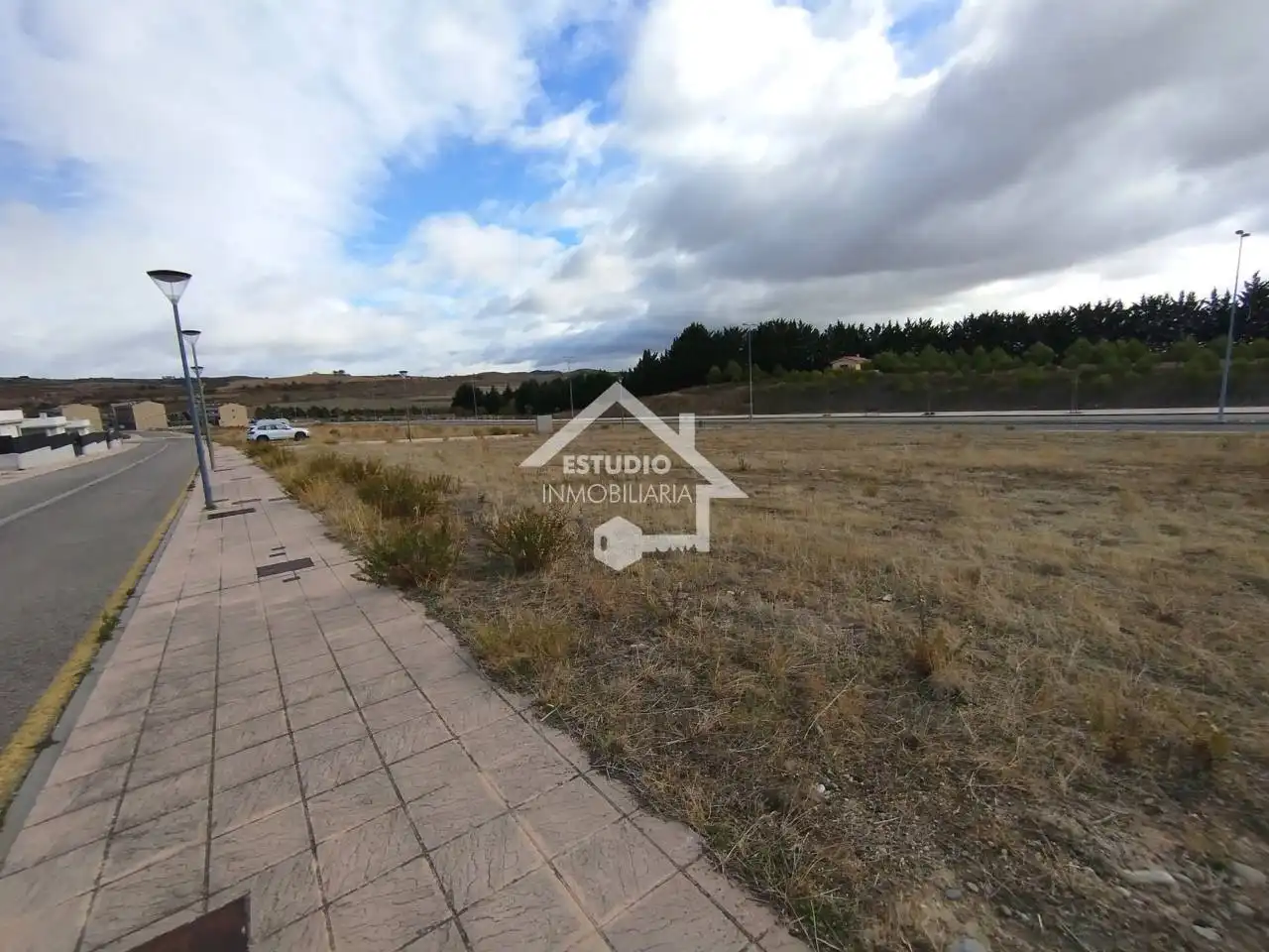 Residential land for sale in Calle Eliseo Sainz Ripa, imagen 7