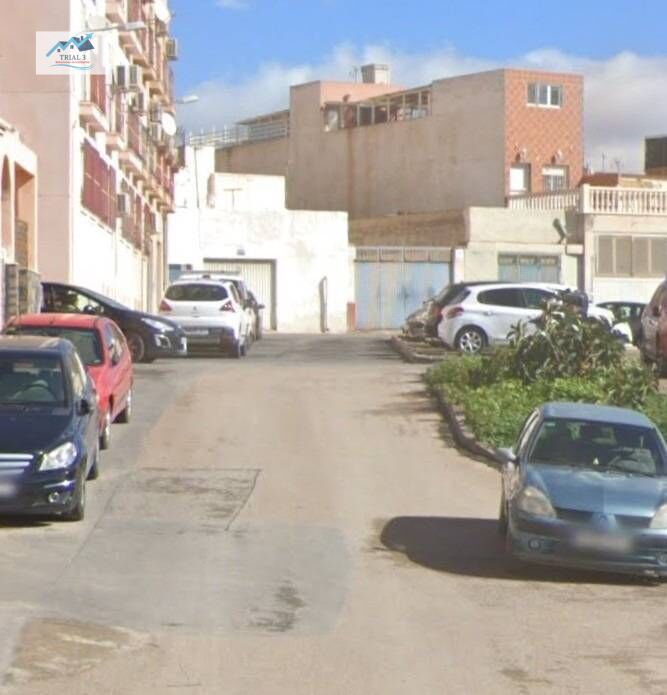 Aparcament de Pis en venda en  Almería Capital