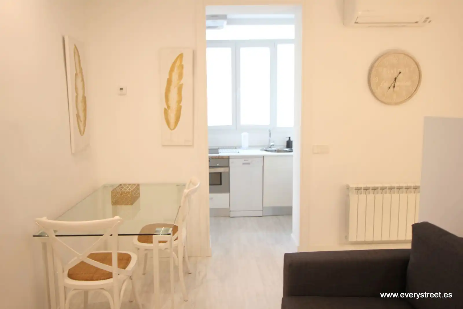 Menjador de Loft de lloguer en Madrid amb Aire condicionat, Calefacció i Moblat