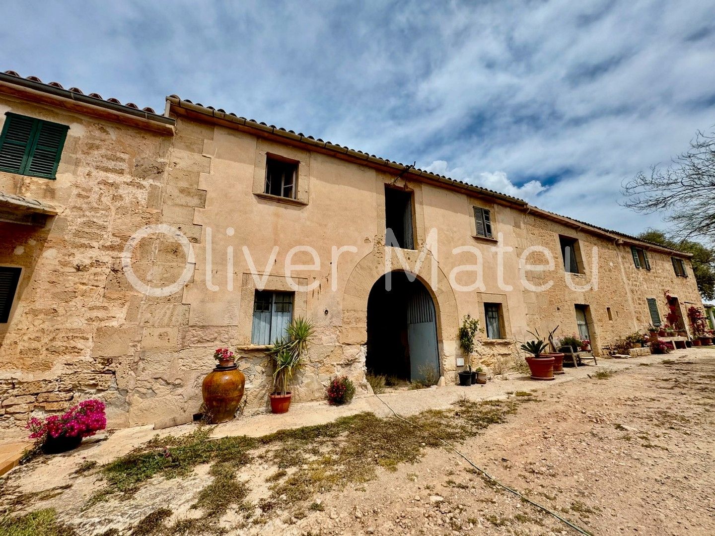 Vista exterior de Finca rústica en venda en Llucmajor amb Jardí privat i Terrassa