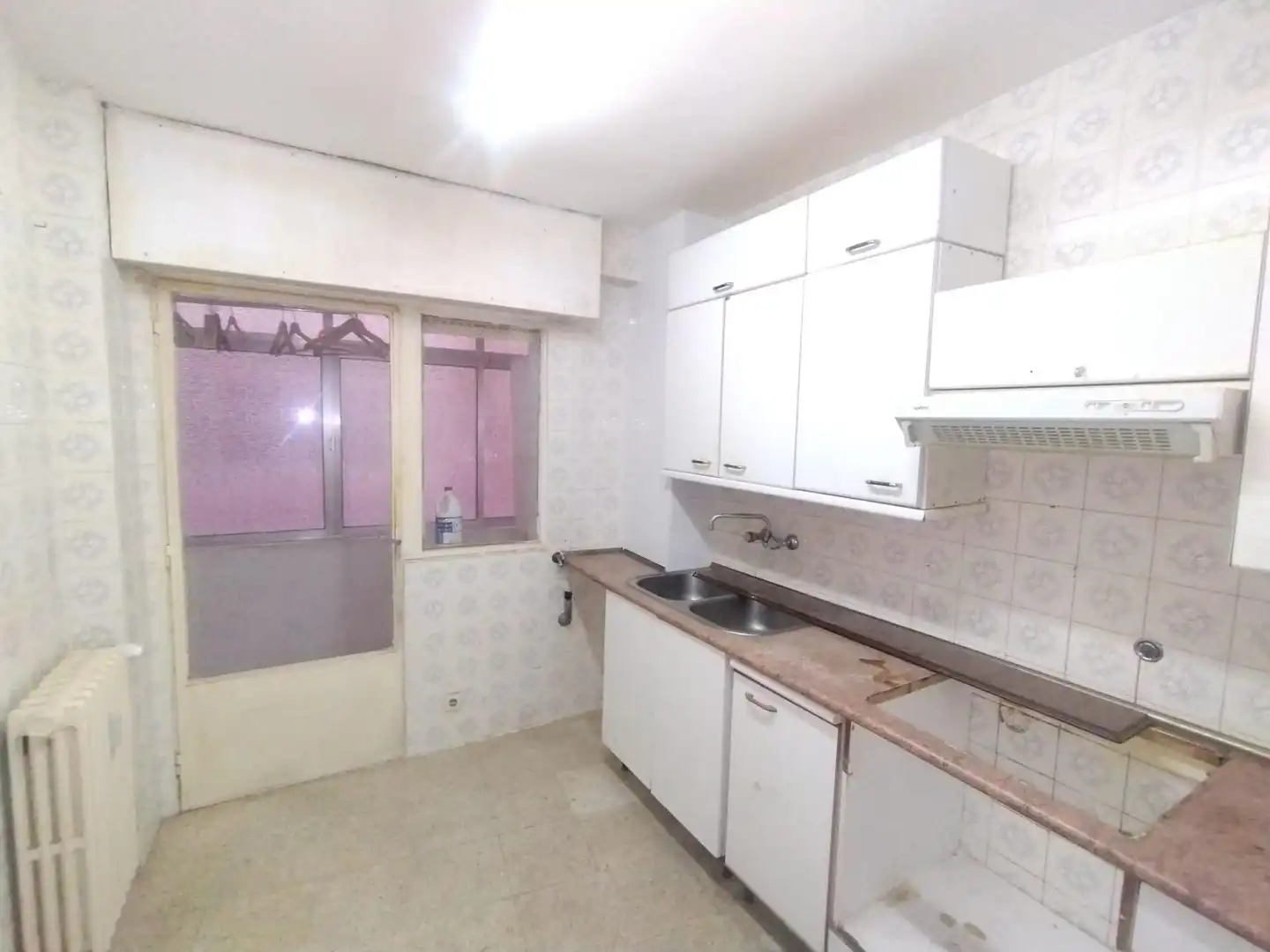 Cocina de Piso en venta en Valladolid con Calefacción, Terraza y Balcón