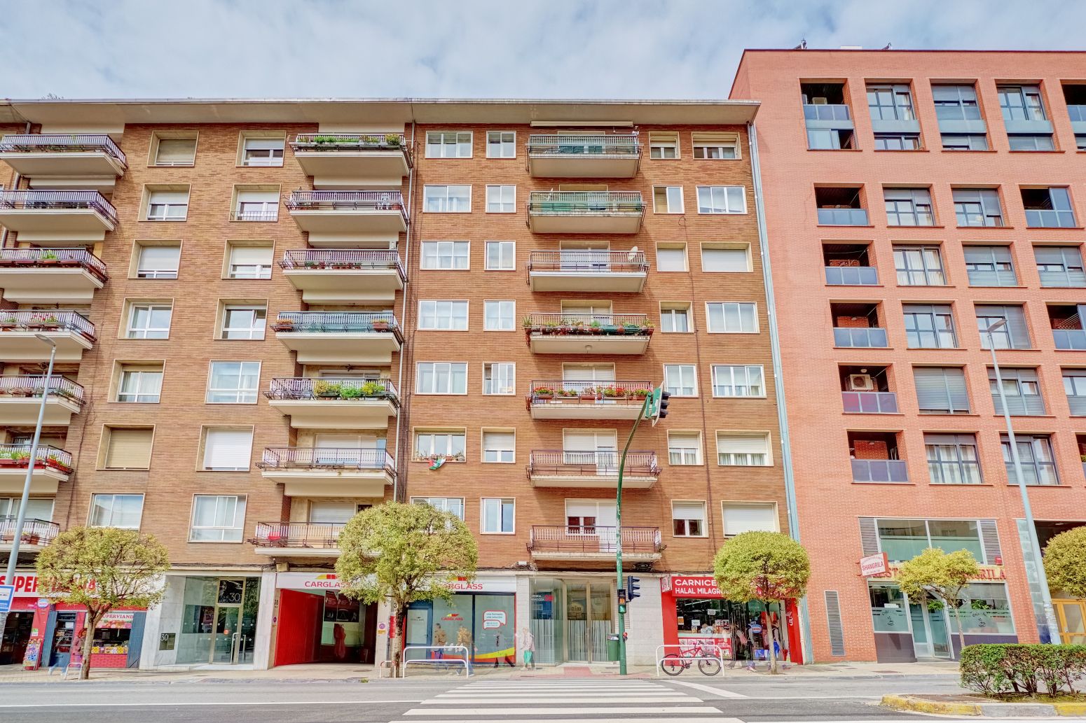 Exterior view of Flat for sale in  Pamplona / Iruña  with Heating, Parquet flooring and Storage room