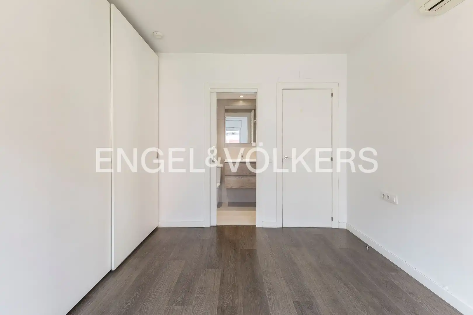 Habitación de Piso en venta en Barcelona con Aire acondicionado, Calefacción y Parquet
