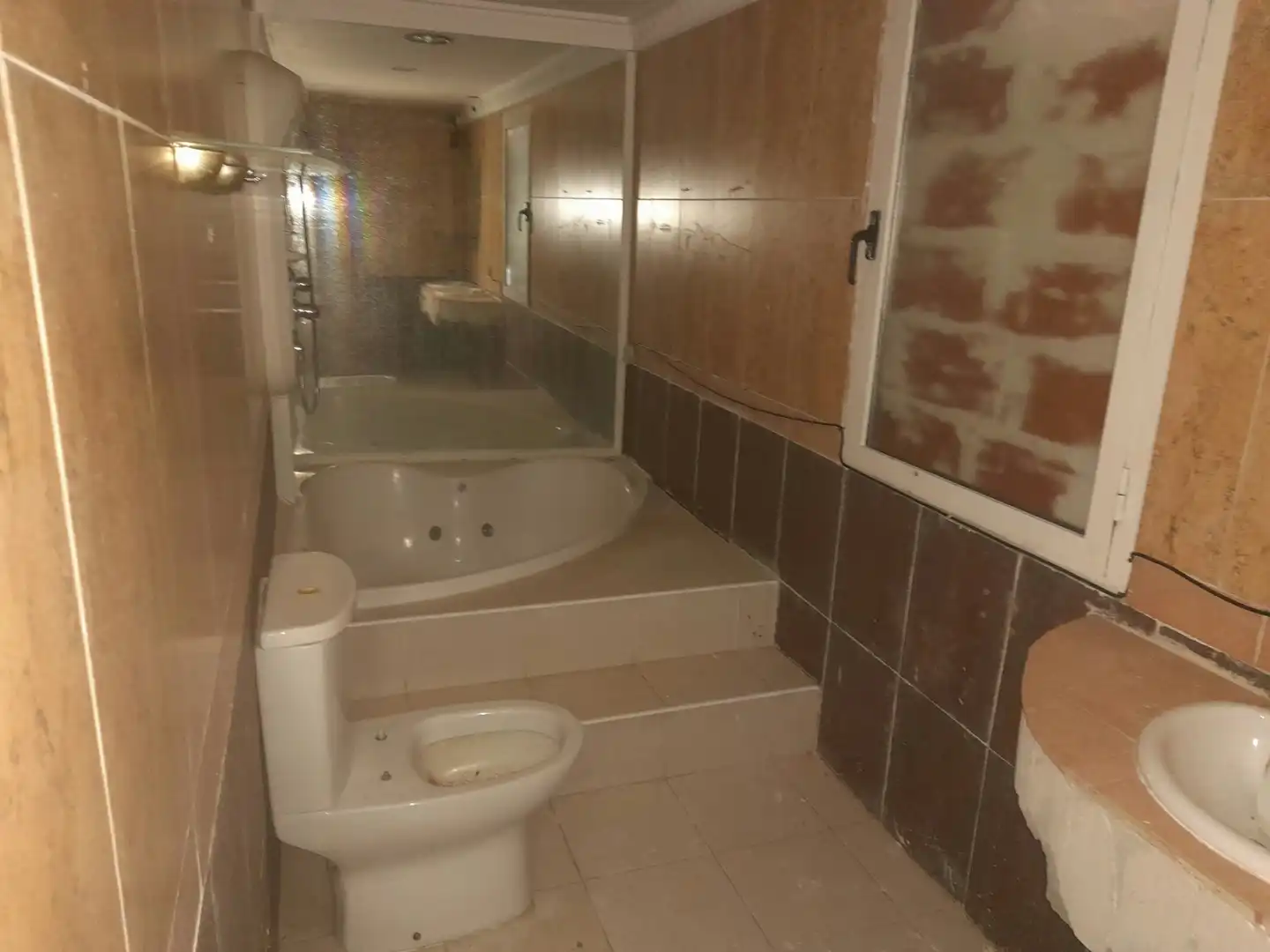 Bathroom of Houses for sale in Torrejón del Rey, Guadalajara