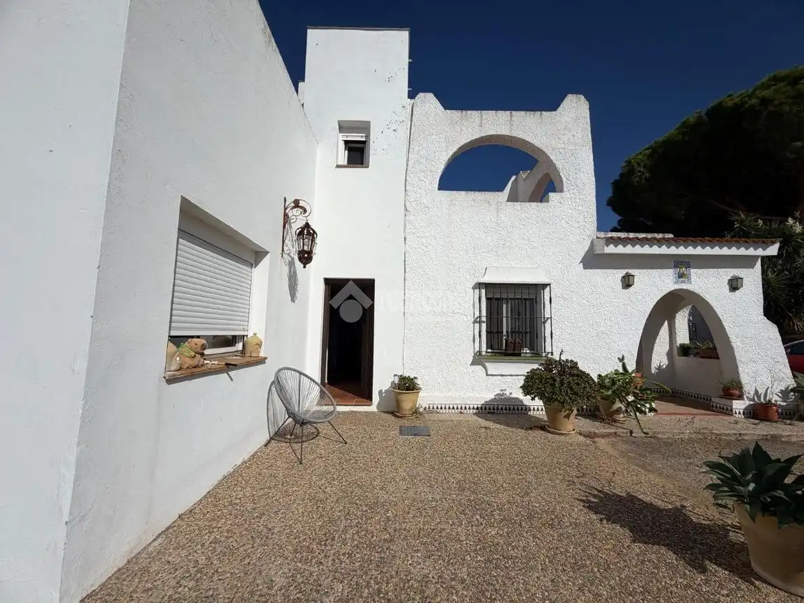 Vista exterior de Finca rústica en venta en Chiclana de la Frontera