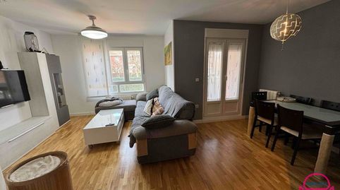 Foto 4 von Einfamilien-Reihenhaus zum Verkauf in Trobajo del Camino, San Andrés del Rabanedo