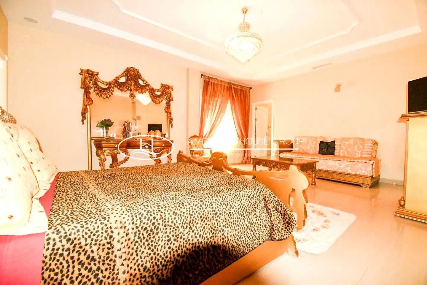 Bedroom of Houses for sale in Chiclana de la Frontera  with Air Conditioner, Heating and Private garden