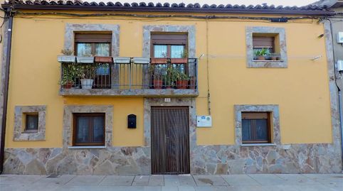 Foto 2 de Casa adosada en venda a Calle Calvo Sotelo, 19, Alcañices, Zamora