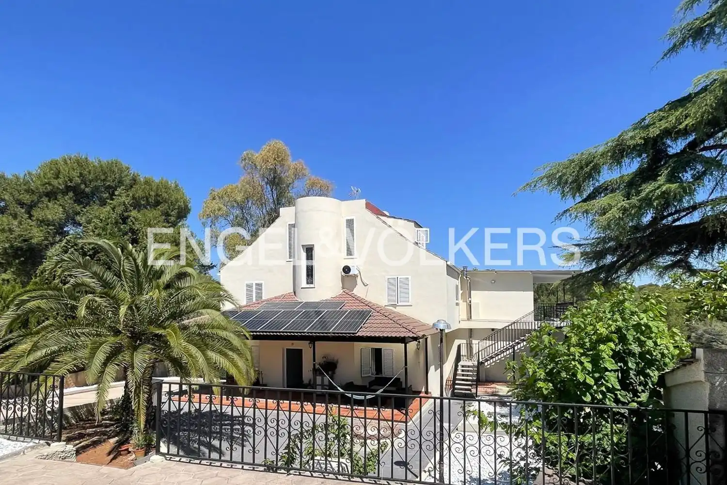 Vista exterior de Casa o chalet en venta en Torrent con Aire acondicionado, Calefacción y Jardín privado