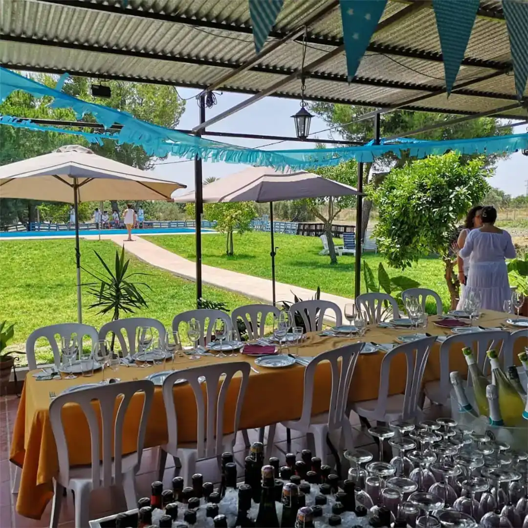 Finca rústica en venda en Lebrija amb Aire condicionat, Jardí privat i Traster