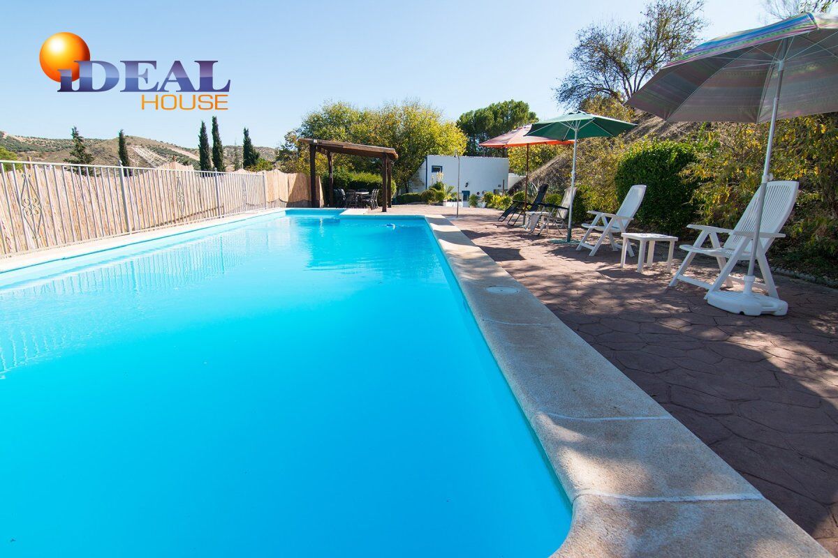 Swimming pool of House or chalet for sale in Huétor Tájar  with Private garden, Terrace and Storage room